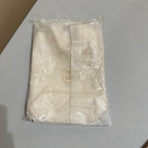 New CHANEL Beauty Cosmetic Bag VIP Gift - Picture 8 of 11